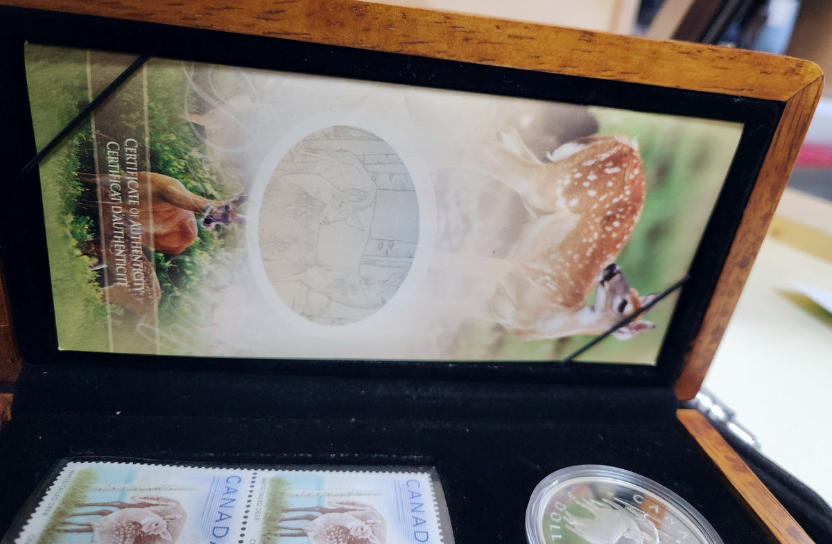 2005 Canada $5 White-Tailed Deer Silver Coin & Stamp Set RXDP — Holder
