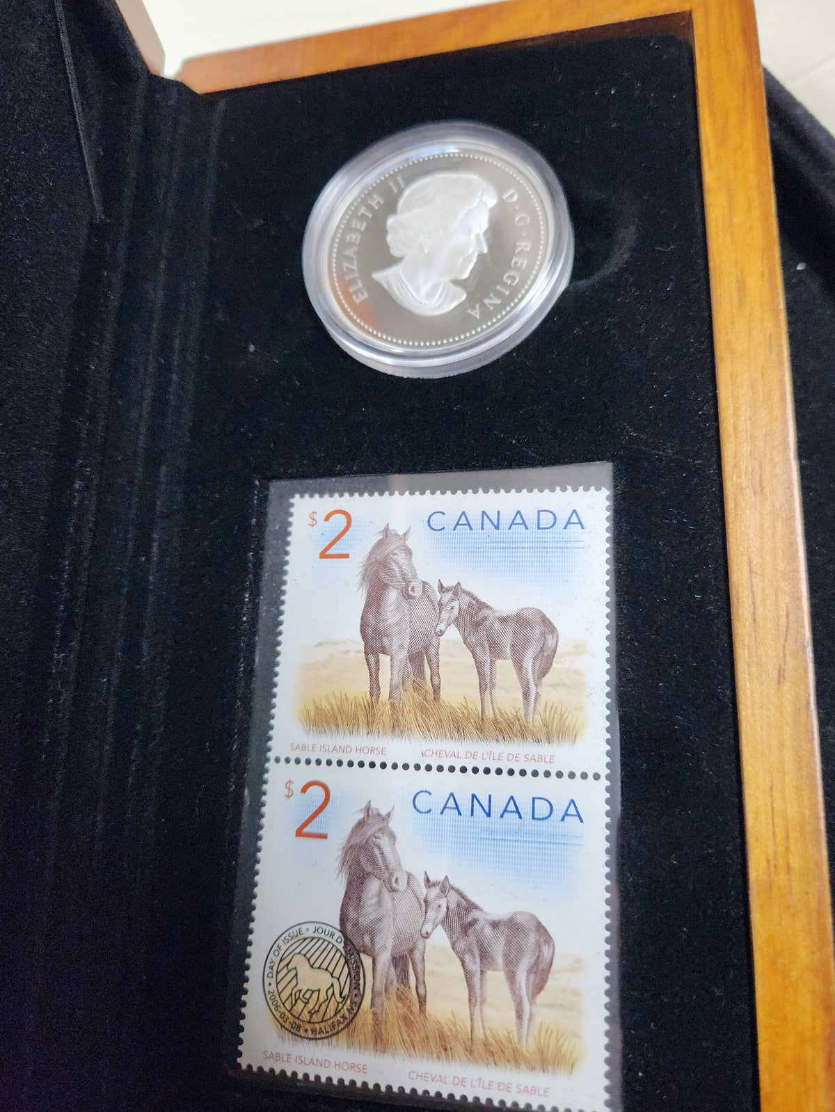 Canada Horse Silver 99.99% 28grams With Collectable Postage QPEW — Reverse