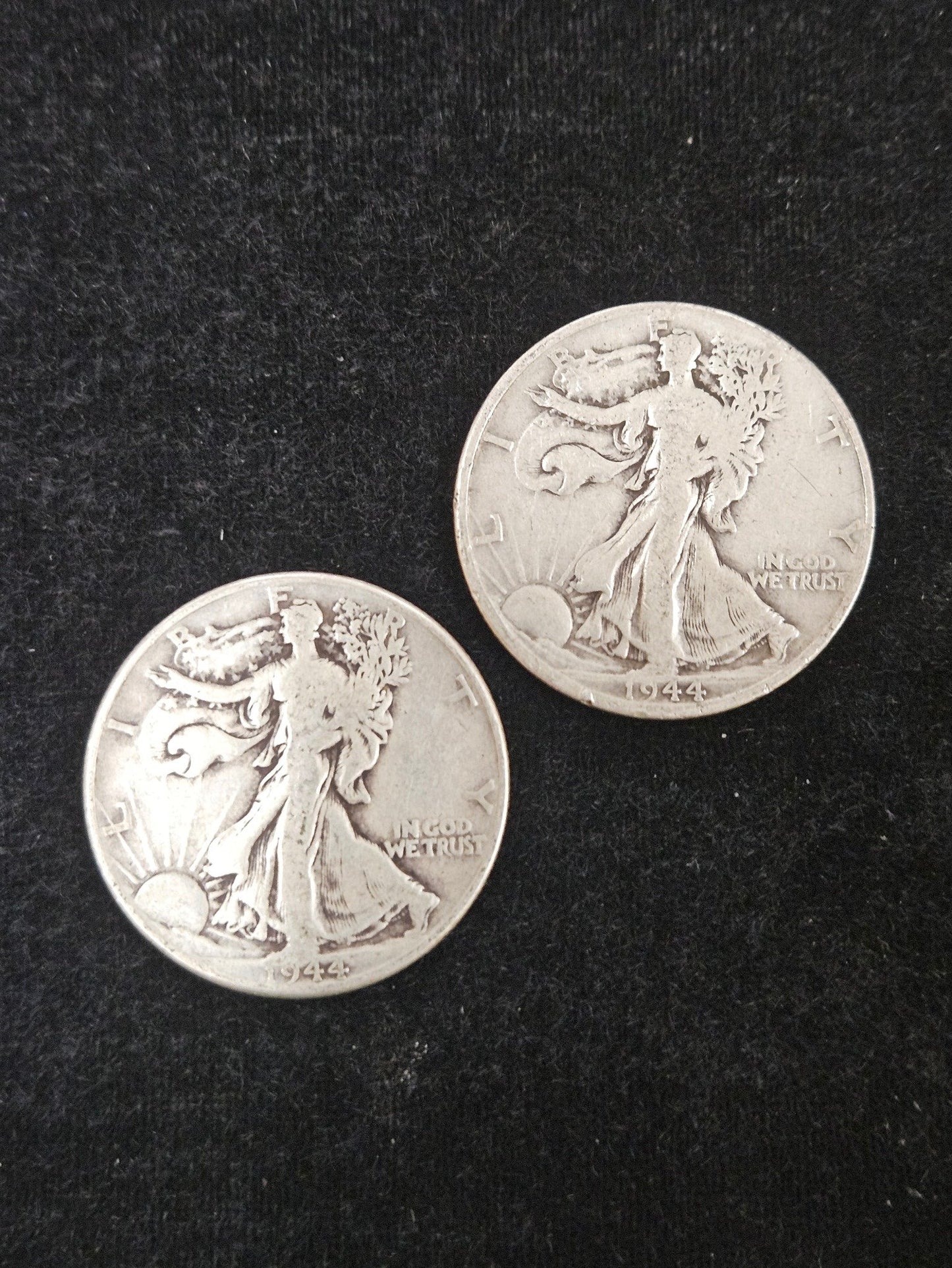 90% Walking Liberty Half Dollars $1 Face Value Average Circulation VDNT — Obverse